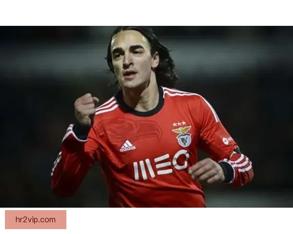 伊蒂战胜五次三局展现强大实力 粉丝激动喊出伊蒂伊面不容错过